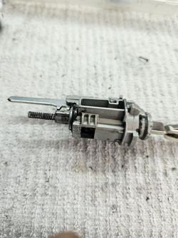 Honda Ignition Lock Cylinder Rebuild/Reconstruir
