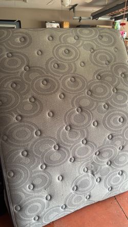 Queen mattress