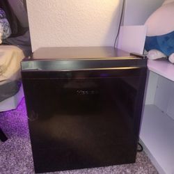 Hisense Mini Fridge 