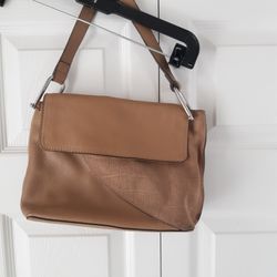 Vince CAMUTO Pebble LEATHER Small Purse 