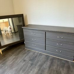 Dresser With Attached Mirror (not Currently Attached)