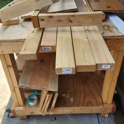 Wood Working Table With Space For Saw