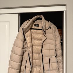 DKNY Women’s Puffer Coat 