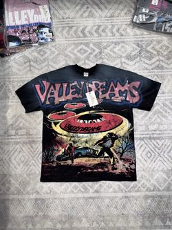 Valley Dreams Tee Size XL