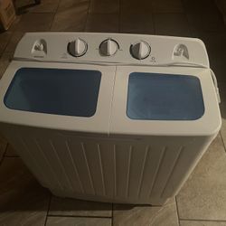 PORTABLE WASHER USED A FEW TIMES