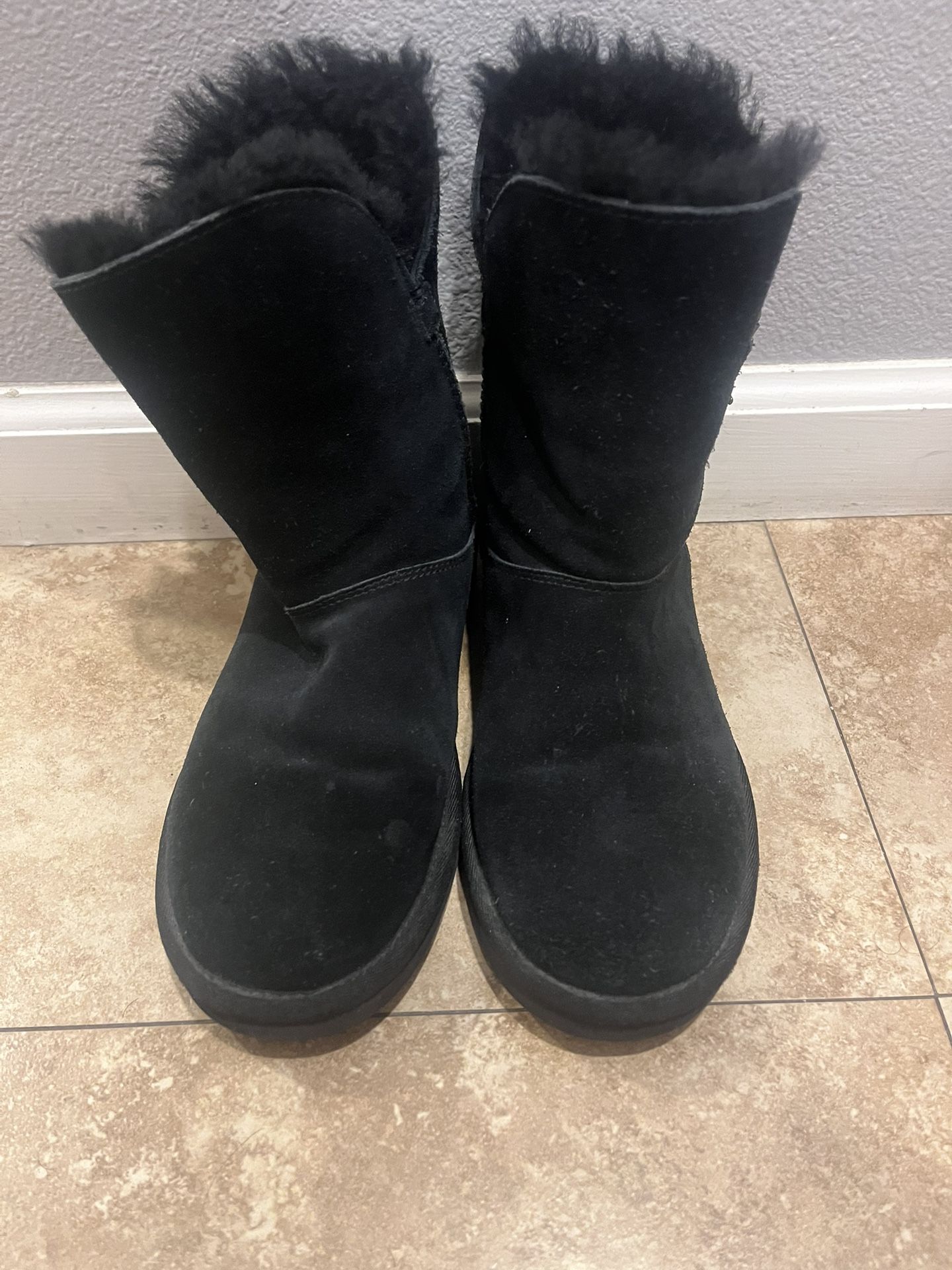 Women’s UGG Boots (Black) sz 7