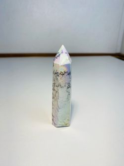 Angel Aura Howlite Tower