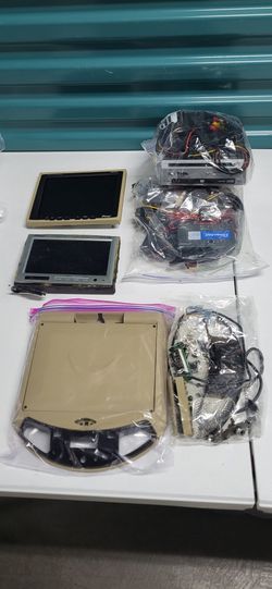 Last Time Posting,  3 Screen Vehicle Entertainment System 