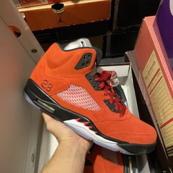 Jordan Raging Bull 5s size 13 VNDS 