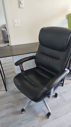 Office desk with electric sockets and chair office