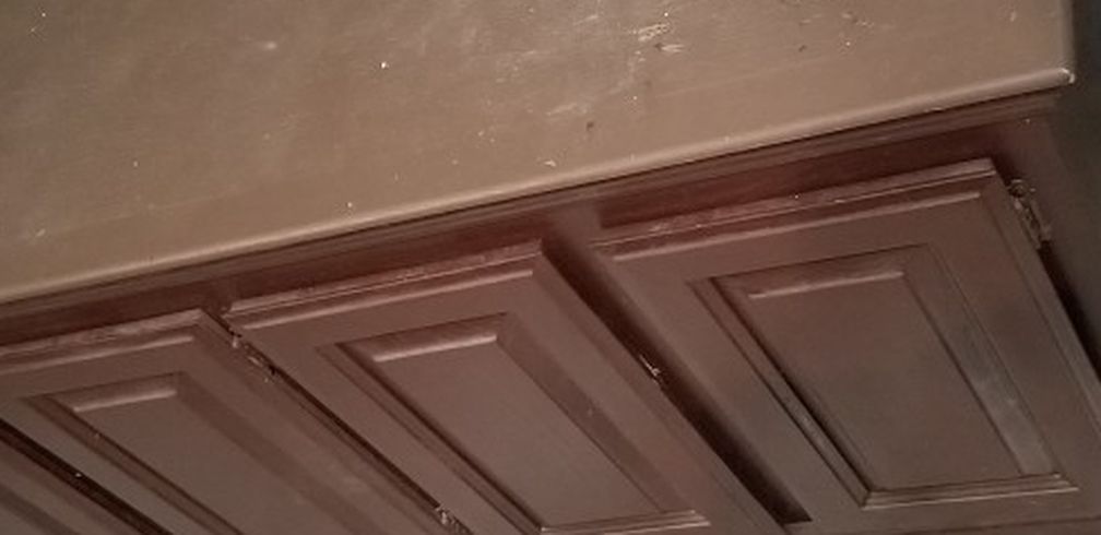 Wood dresser
