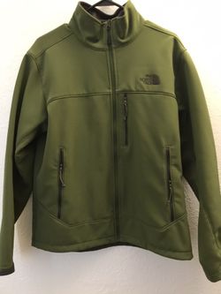 Men’s North Face jacket.