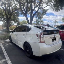 2014 Toyota Prius hybrid