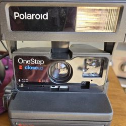 Vintage Polaroid OneStep Close Up Camera