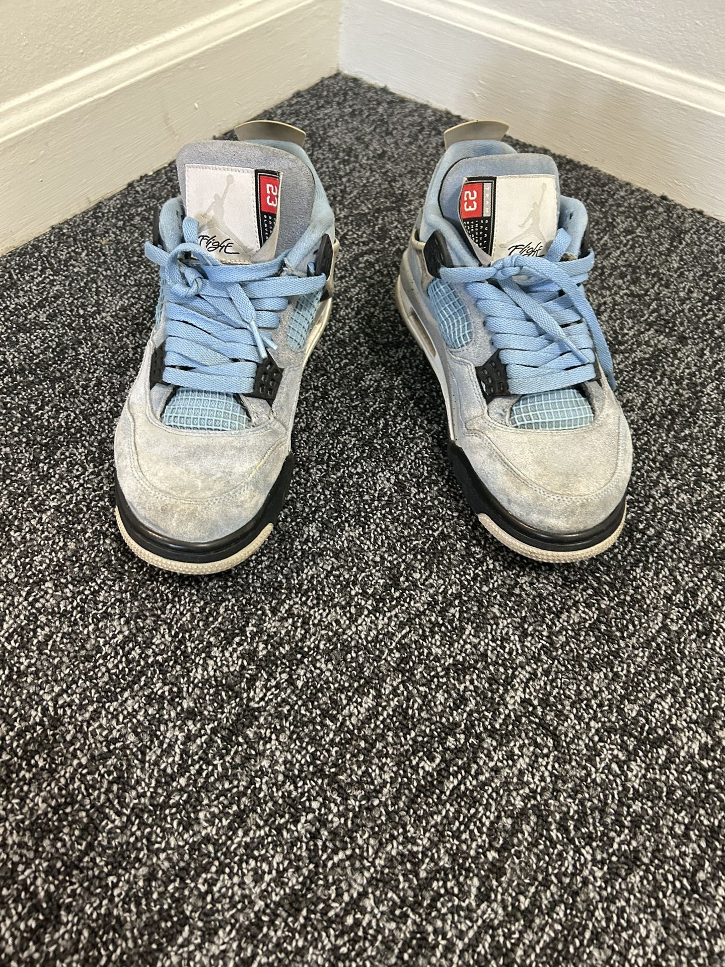 Jordan 4s University Blue