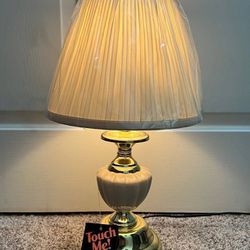 4 Touches Touch Me Night Reading Energy Saver Bright Light Table Lamp