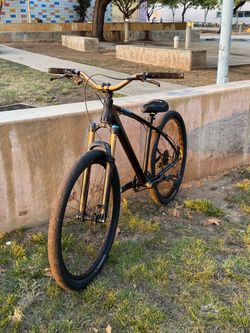 C100 Wheelie Bike