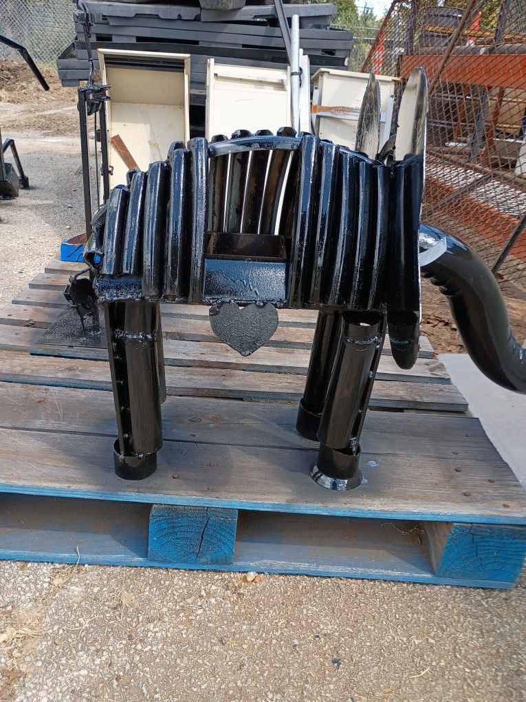 Metal Elephant Smoker