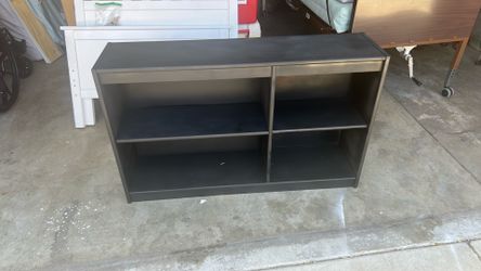 Muy bonito mueble como librero