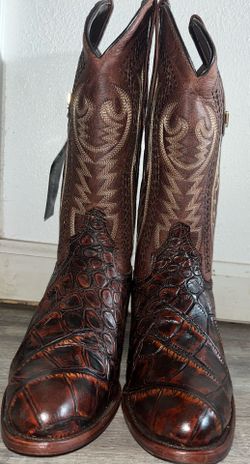 Exotic skin boots