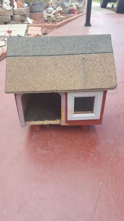 Small dog house