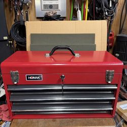 Homak 22” 3-DRAWER TOOL CHEST WITH LIFT OUT SOCKET TRAY AND (2) KEYS