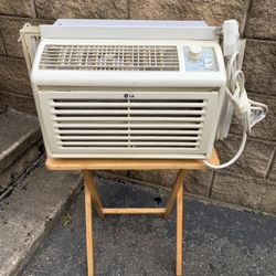 LG AIR CONDITIONER 