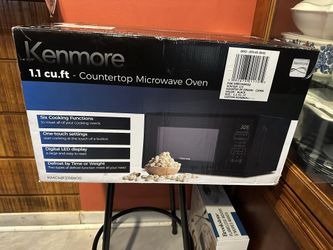 Kenmore Microwave Oven 