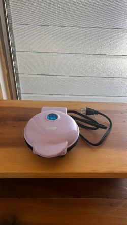 Mini waffle iron