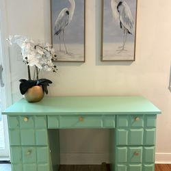 Desk Or Vanity