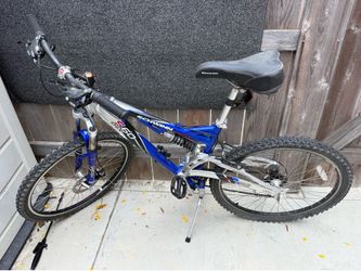 Schwinn S60 DSX Mountain Bike