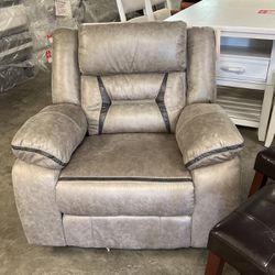 Brand new reclining couch and reclining chair $1600 brand new