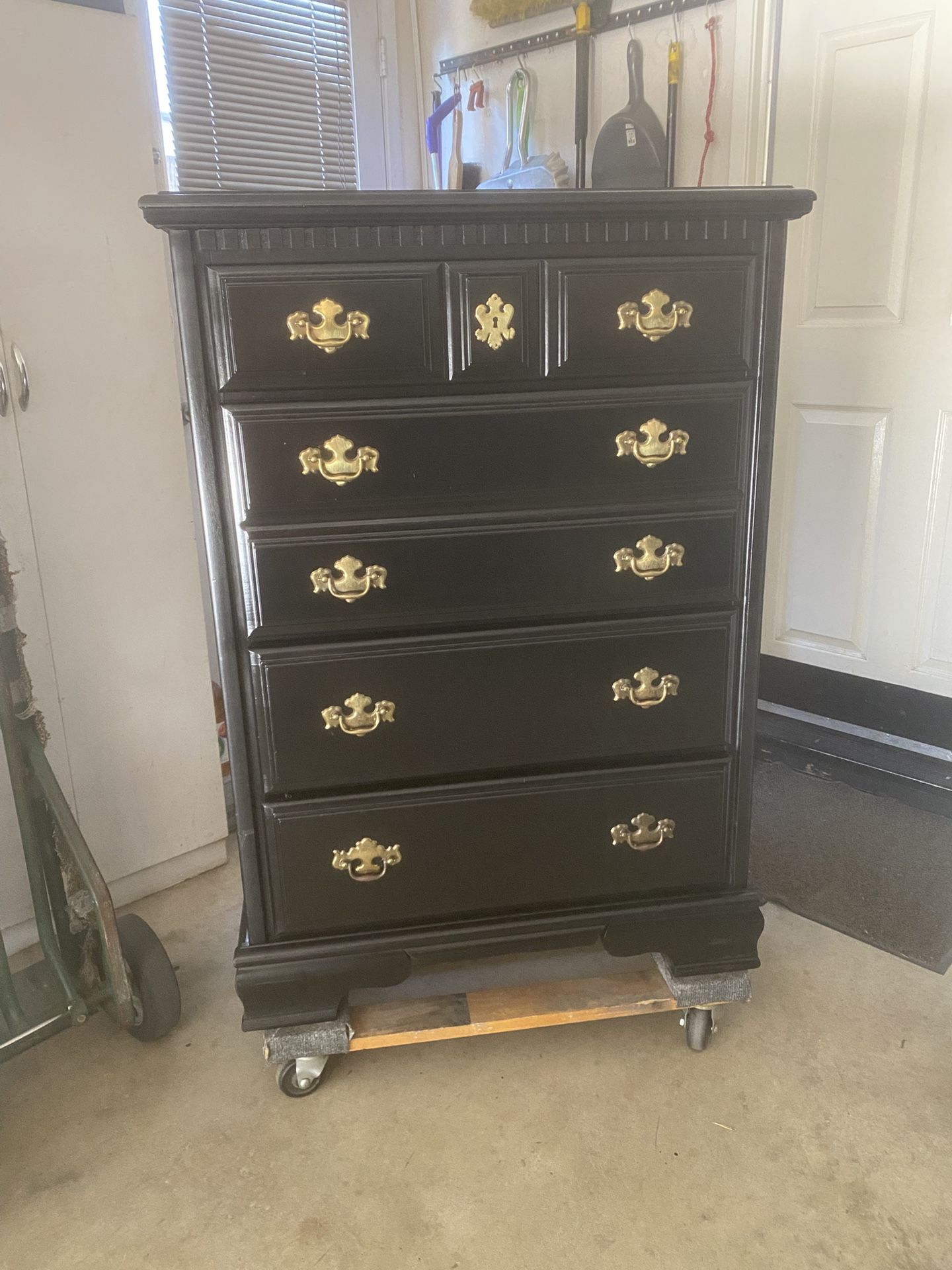 Black Maple Dresser 