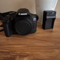 Canon T7