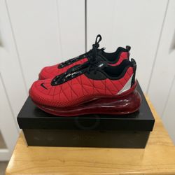 Air Max 720-818 Size 10