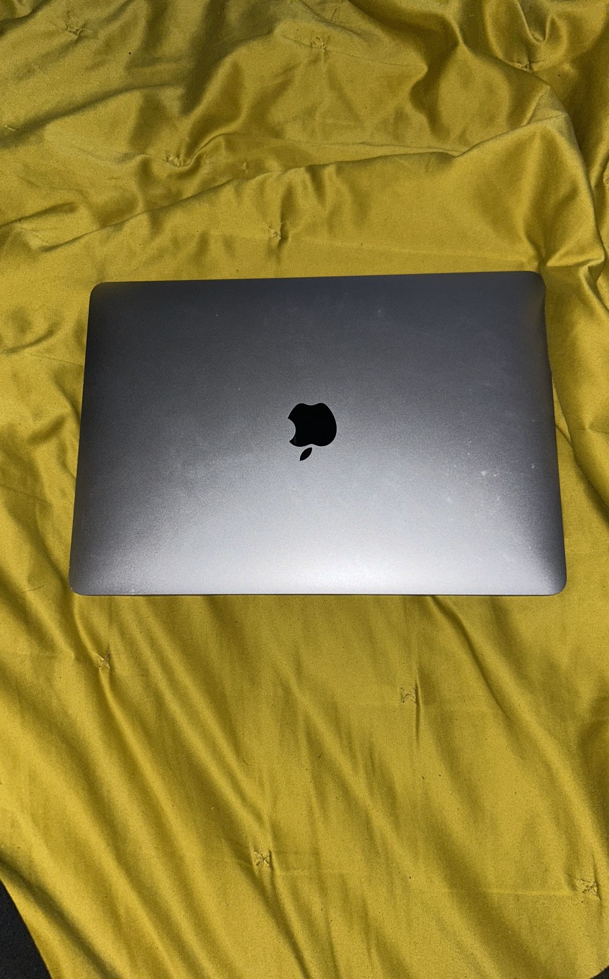 MacBook Pro 2020 13 Inch