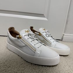 Giuseppe Zanotti White & Gold Sneakers – Men’s Designer Shoes – Double Zip