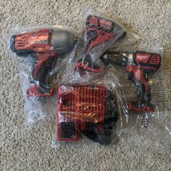 Milwaukee Power Tool Set With Charger Drill Driver High Impact 