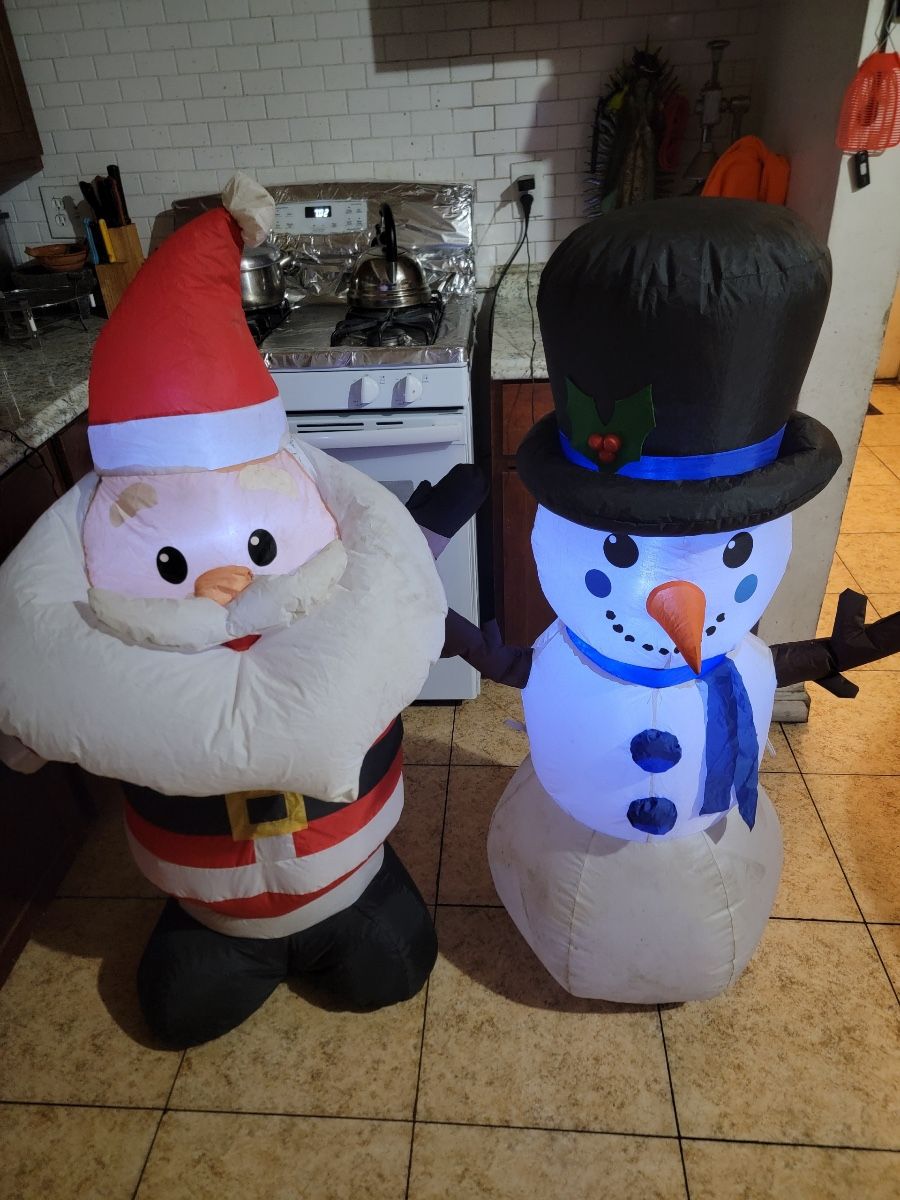 Inflatable Christmas 