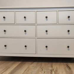 3 Piece White Bedroom Set