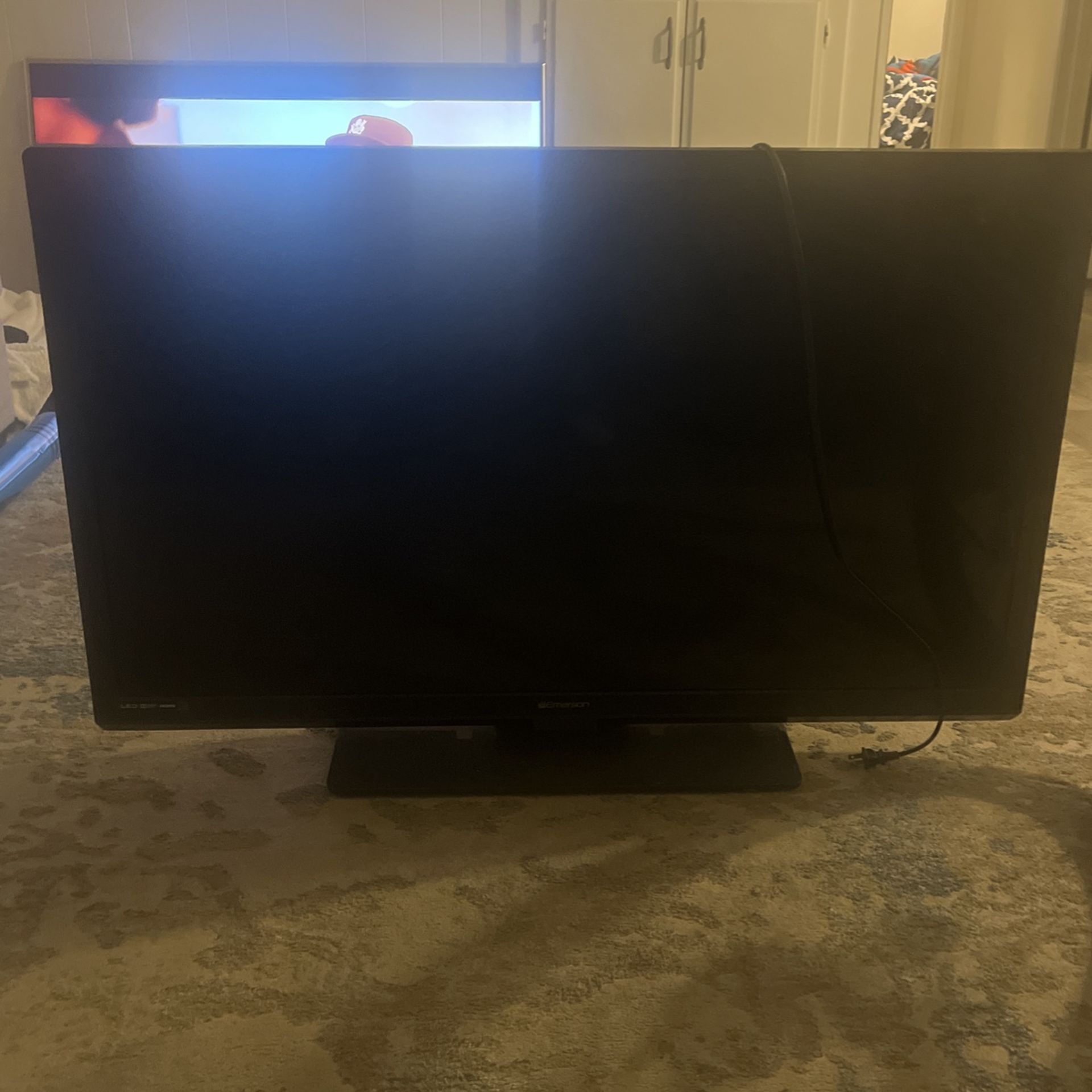 Emerson TV Led Ok 34 Inch
