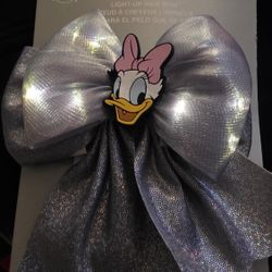 Disney Daisy Duck Light-Up Hair Bow