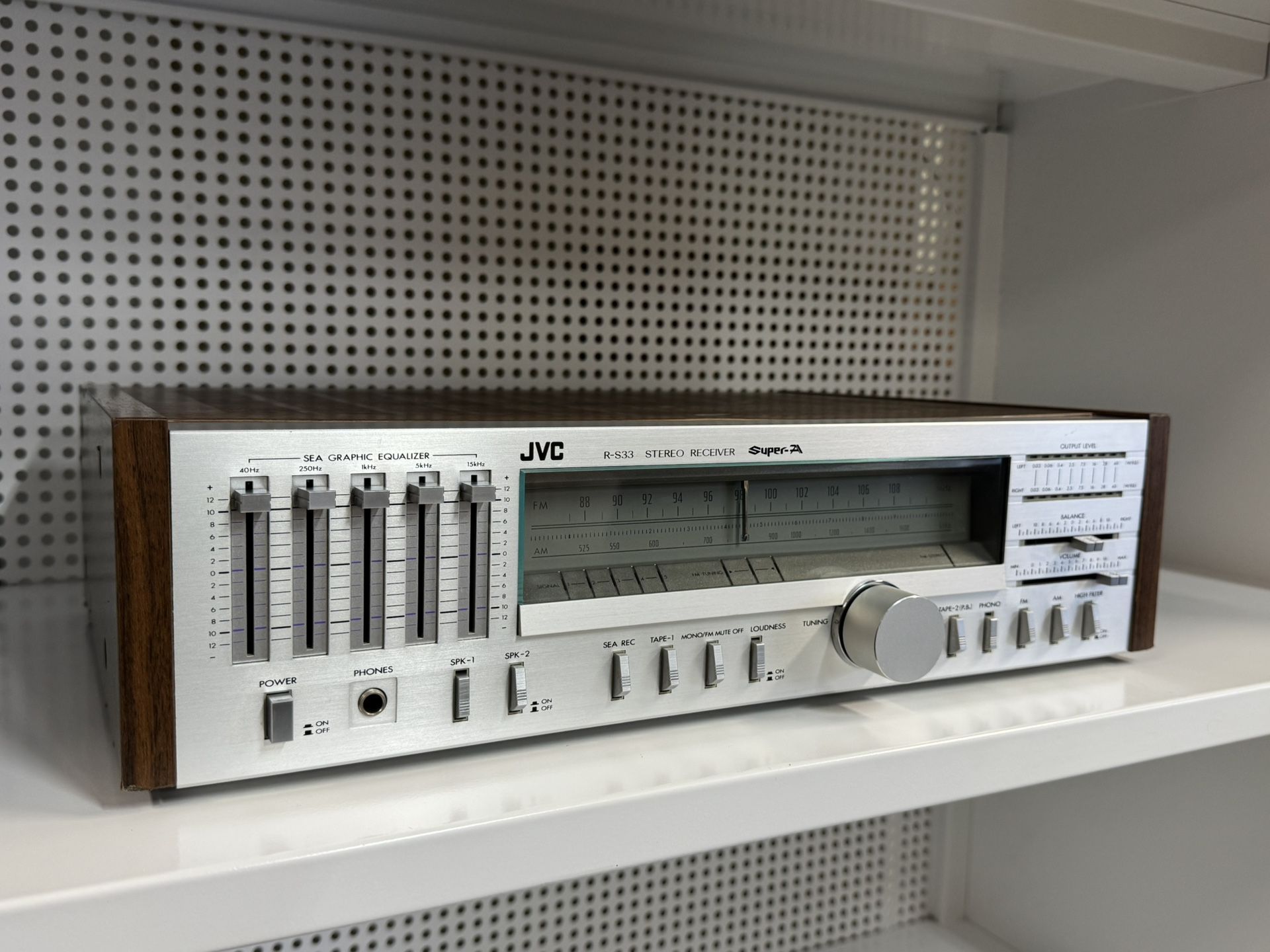 JVC R-S33 Stereo Receiver Super A Sea Graphic Equalizer ~Perfect Working Condition ~