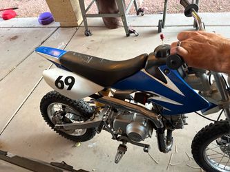 Coolster 125 pit bike.