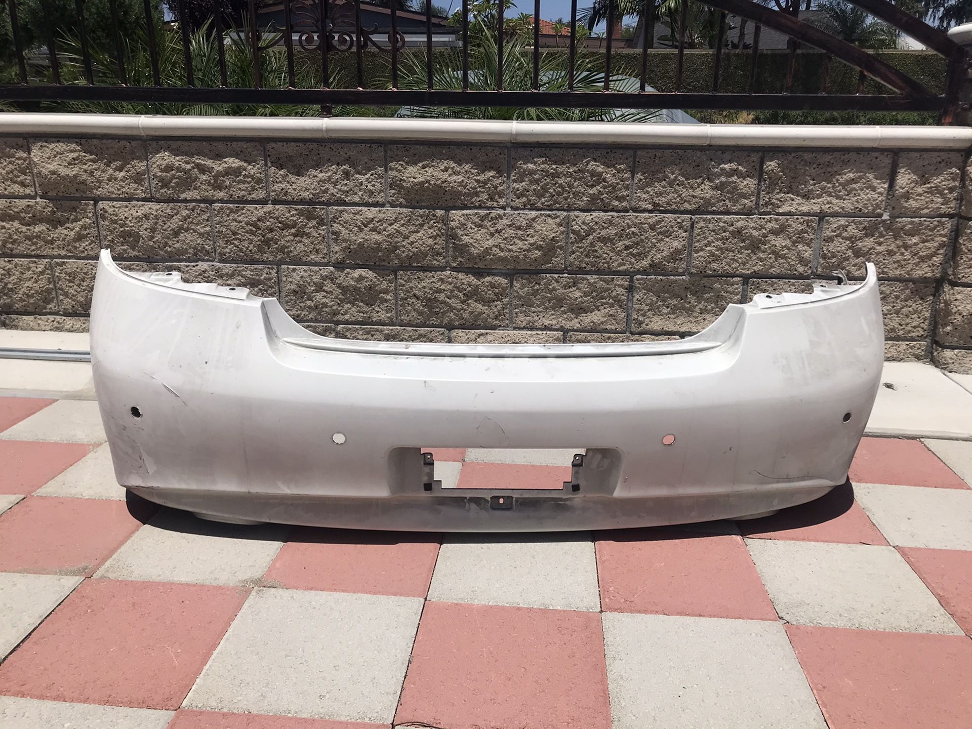 2007+ Infiniti G37 Sedan Rear Bumper White G37 Parts