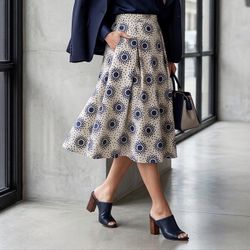 Club Monaco 100% Silk Skirt Sz 2 New with Tags. Party wedding prom casual summer