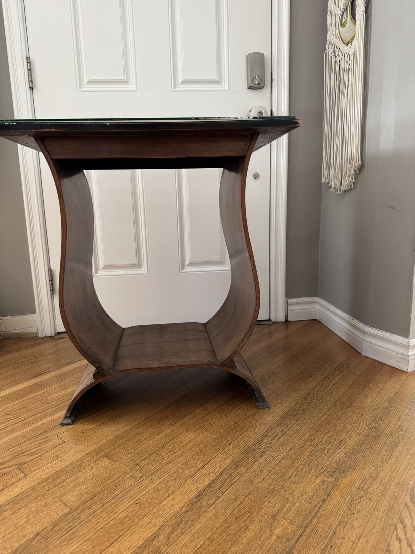 Accent Table