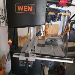 WEN 10" BAND SAW WITH STAND