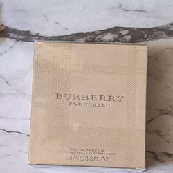 NEW & SEALED AUTHENTIC BURBERRY FOR WOMAN 3.3 OZ SPRAY 35$