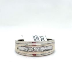 10KT White Gold Diamond Ring 3.10g Size 8 I-1181